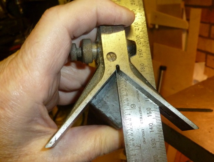 marking the centre